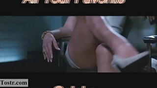 La brune mince Lexi Foxy ne peut pas résister femme de menage porno à sucer une grosse bite dure