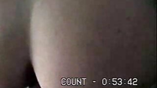 Une milf voluptueuse aux gros seins se fait baiser dans le cul en porno femme 90 ans position latérale