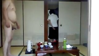 Stout porno entre pere et fille dans le dos sexpot caroline montre son gros cul