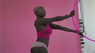 La salope blonde Kat se fait baiser dans site porn lesbienne un trio hardcore
