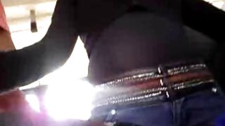 Serveuses chaudes Brooke Belle porno femme gros seins et Lorena Sanchez dans un trio